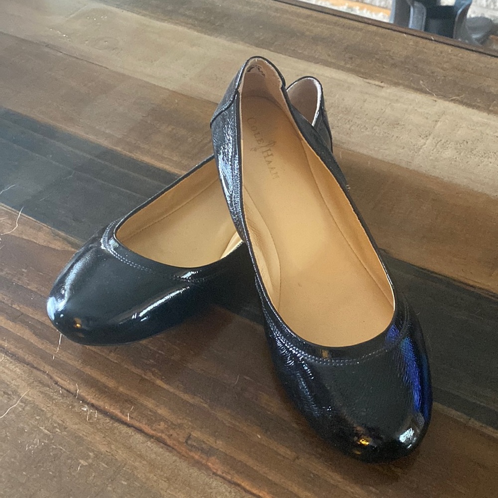 Black Paton leather flat! Great condition. Hardly worn.